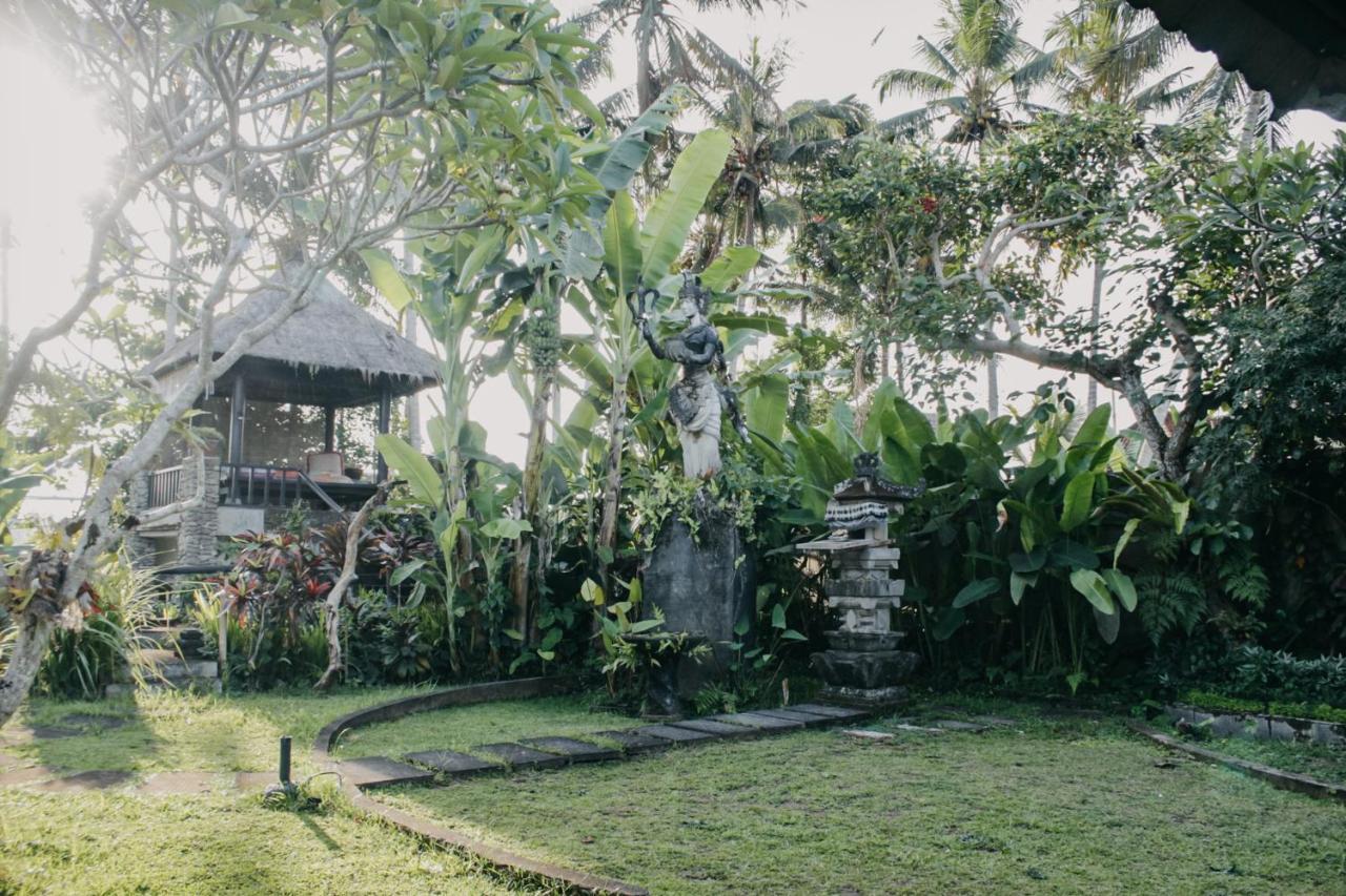 Puri Lotus Hotel Ubud  Exterior photo